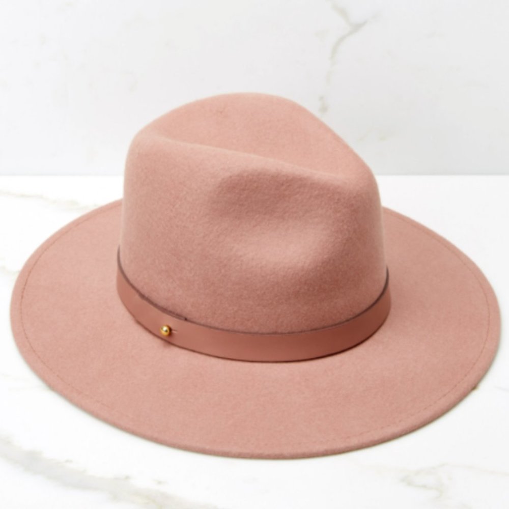 Lack of Color  The Dusty Mauve Fleur Hat